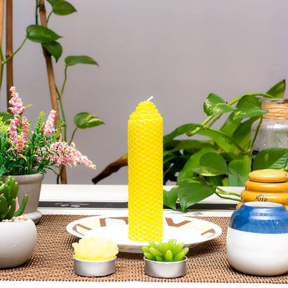 Beeswax Pillar Candles (2 pieces) - Phyther Candles